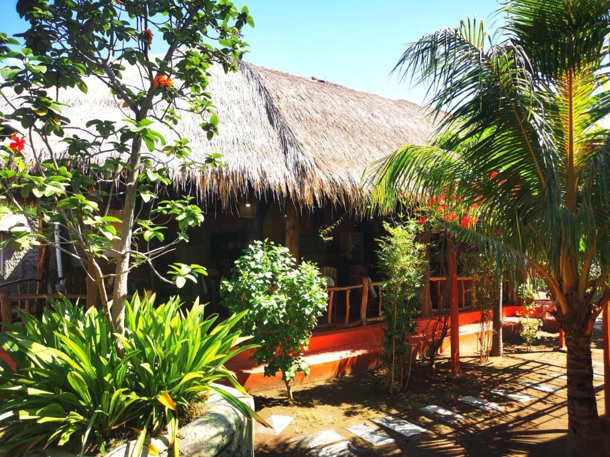 Kampung Meno Bungalows Gili Meno Exterior foto