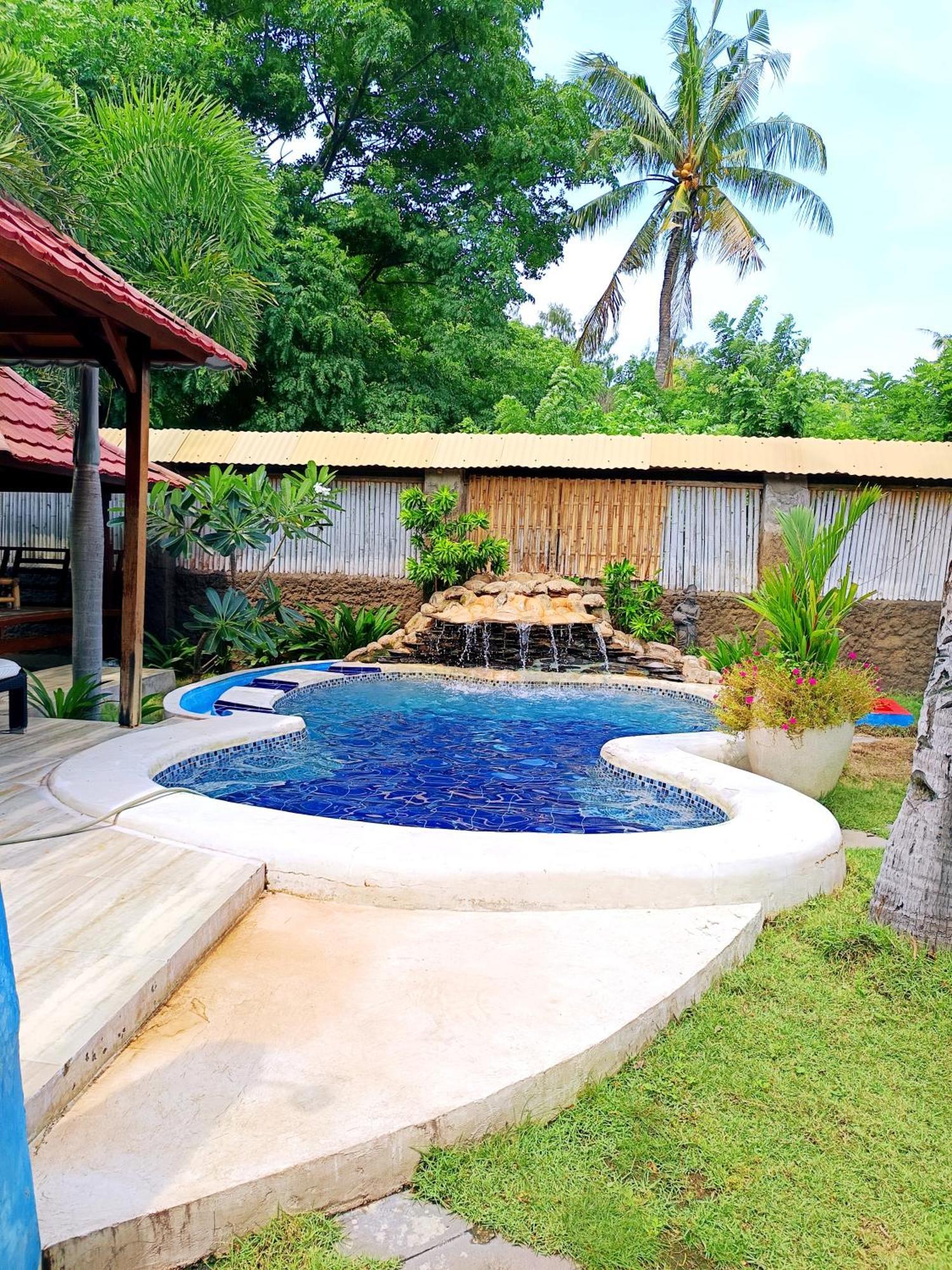 Kampung Meno Bungalows Gili Meno Exterior foto